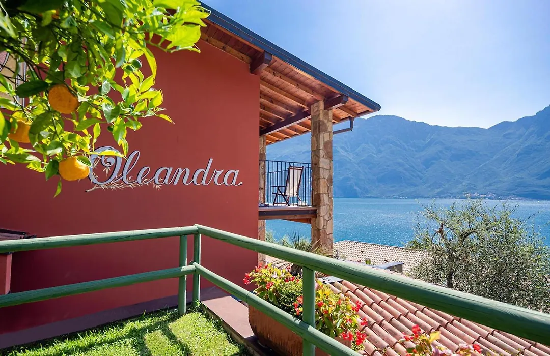 Relax Hotel Villa Gardenia & Villa Oleandra-1